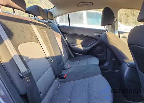 2016 Kia Forte Lx из США, поврежденный, VIN KNAFX4A69G5587826